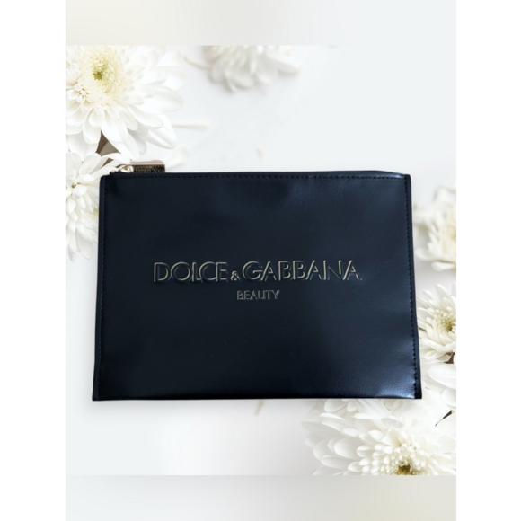 Dolce & Gabbana Handbags - NEW Dolce & Gabbana Beauty Cosmetic Bag in Black